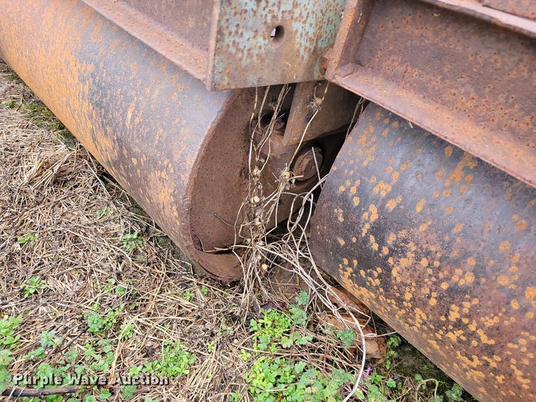 image for item JE9897 John Deere ER020  soil compactor