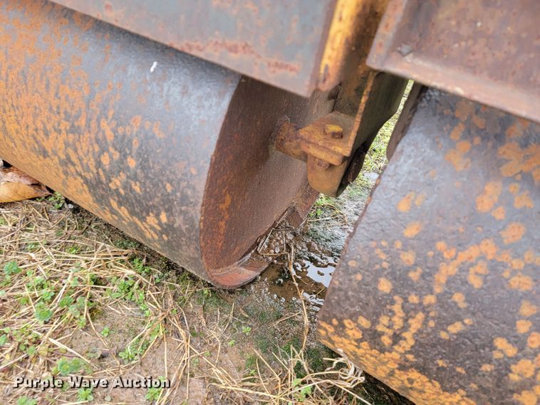 image for item JE9897 John Deere ER020  soil compactor