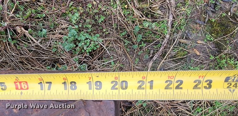 image for item JE9897 John Deere ER020  soil compactor