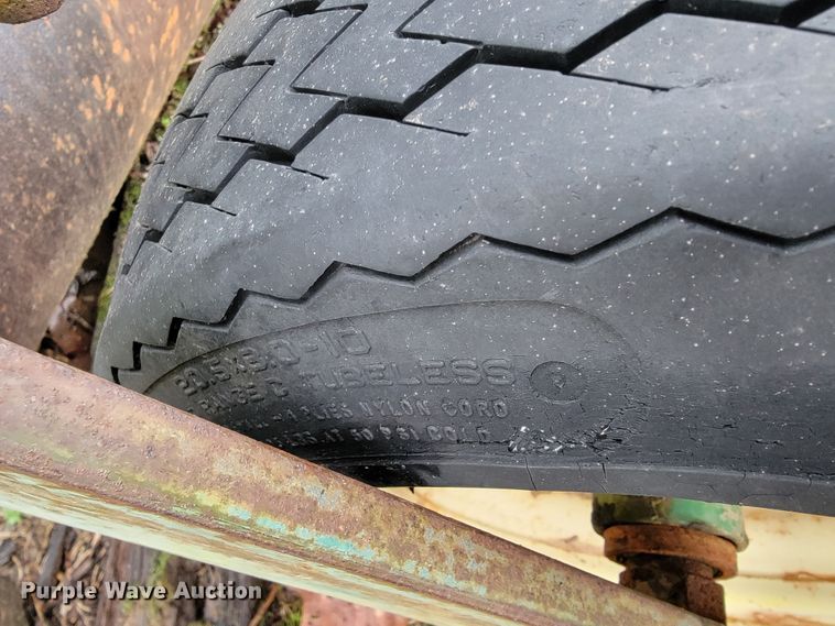 image for item JE9897 John Deere ER020  soil compactor