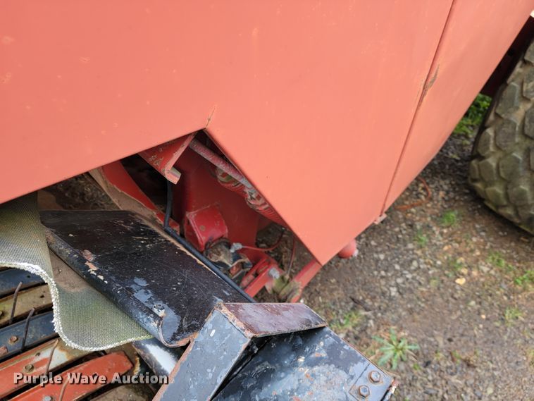 image for item JE9898 Case 8580  large square baler