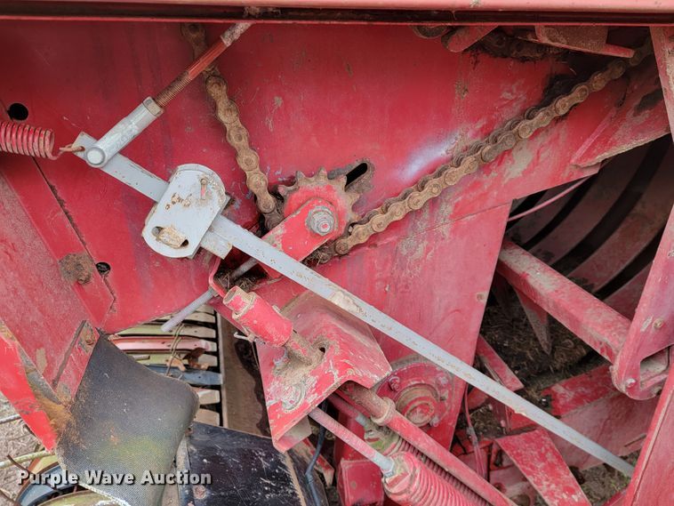 image for item JE9898 Case 8580  large square baler