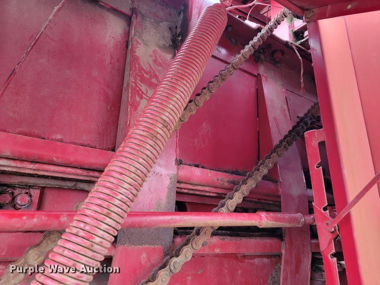 image for item JE9898 Case 8580  large square baler