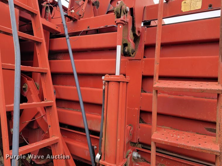 image for item JE9898 Case 8580  large square baler