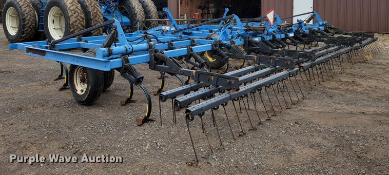 image for item JE9900 DMI Tigermate II  field cultivator