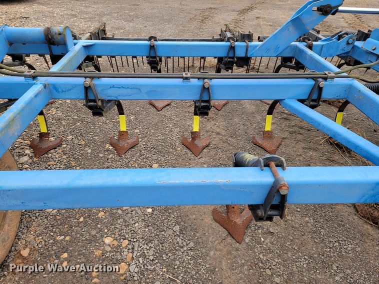image for item JE9900 DMI Tigermate II  field cultivator