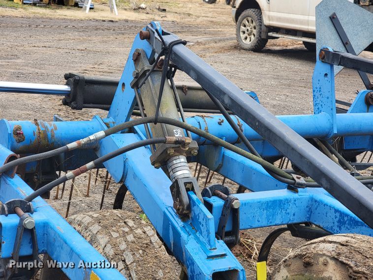 image for item JE9900 DMI Tigermate II  field cultivator