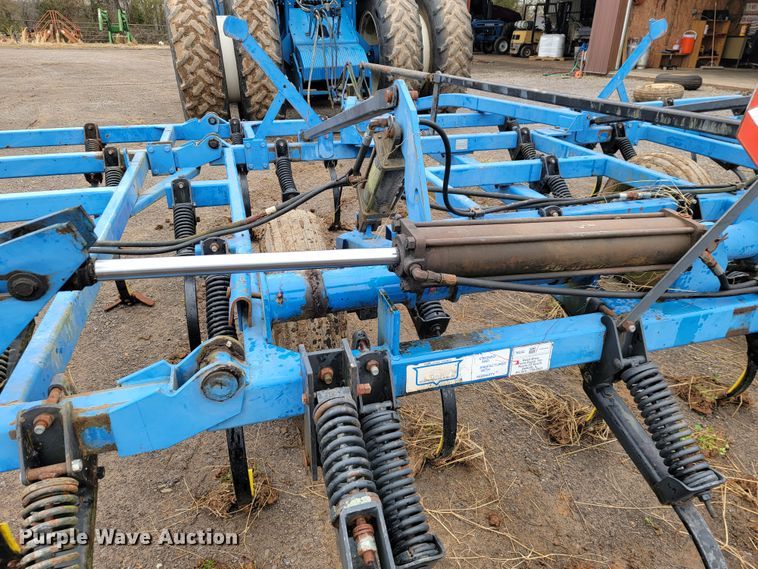 image for item JE9900 DMI Tigermate II  field cultivator