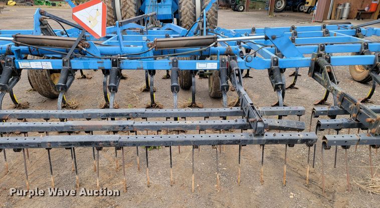 image for item JE9900 DMI Tigermate II  field cultivator