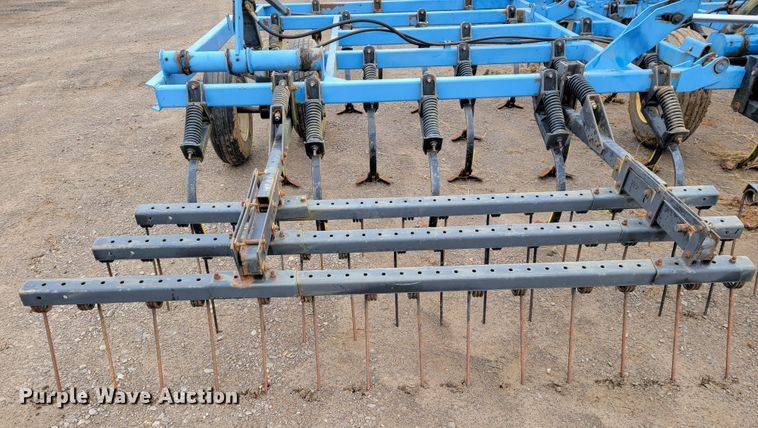 image for item JE9900 DMI Tigermate II  field cultivator