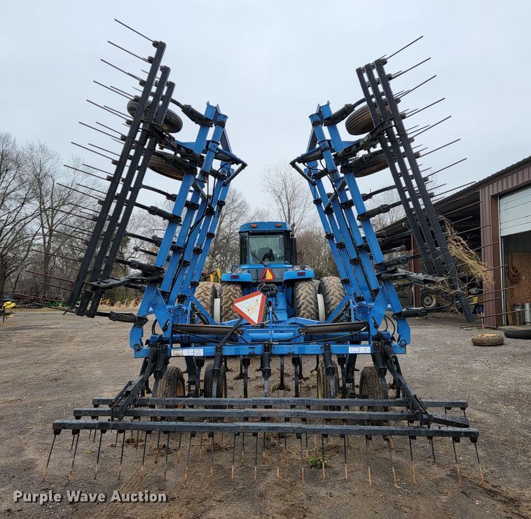image for item JE9900 DMI Tigermate II  field cultivator