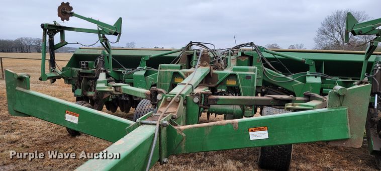 image for item JE9901 Great Plains 2SNT24  grain drill