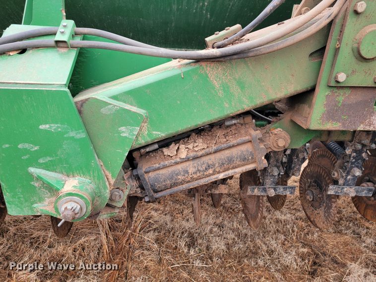 image for item JE9901 Great Plains 2SNT24  grain drill