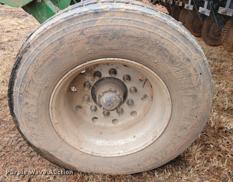 image for item JE9901 Great Plains 2SNT24  grain drill