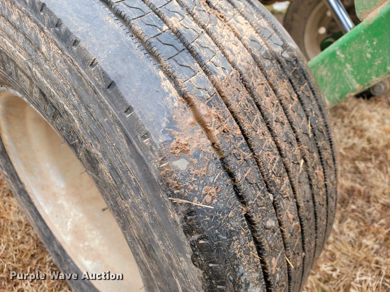 image for item JE9901 Great Plains 2SNT24  grain drill