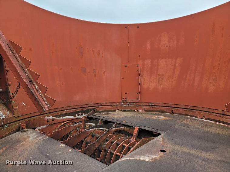 image for item JE9902 Hesston BP25  bale processor