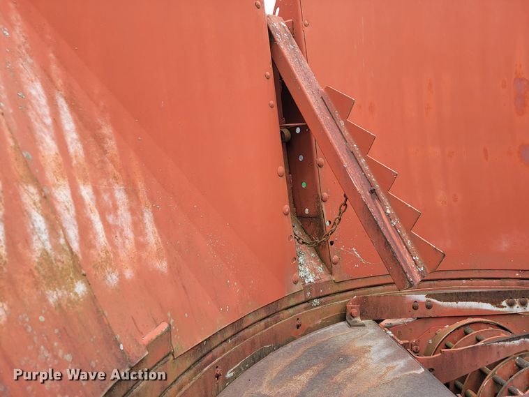 image for item JE9902 Hesston BP25  bale processor