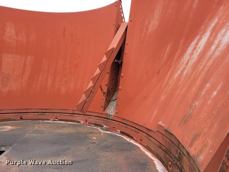 image for item JE9902 Hesston BP25  bale processor