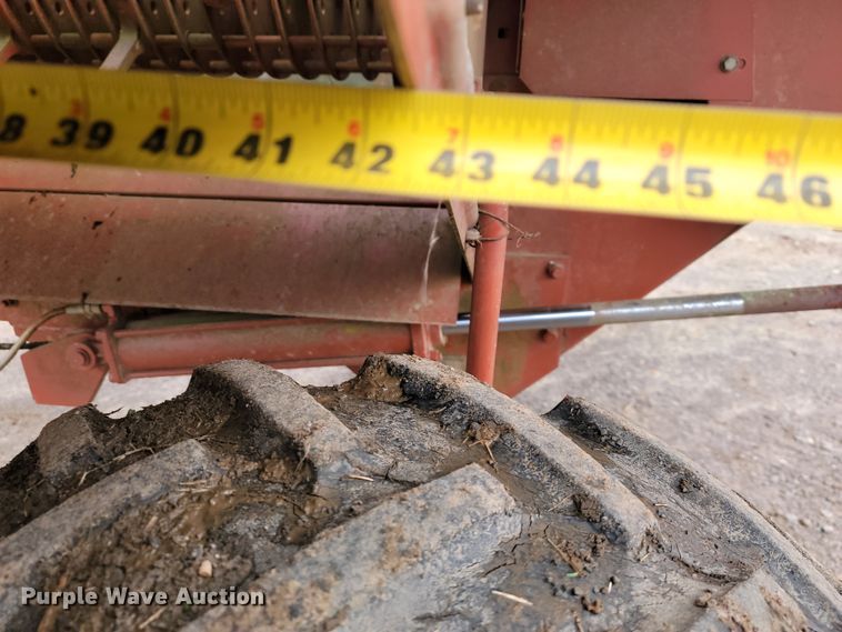 image for item JE9902 Hesston BP25  bale processor