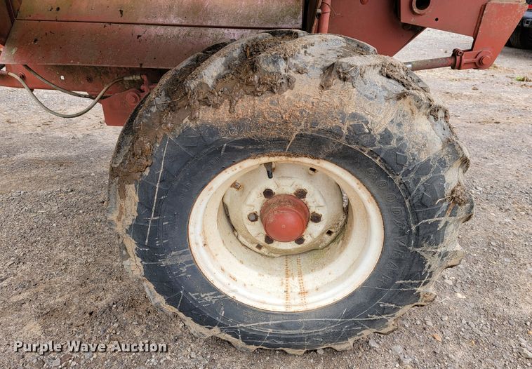 image for item JE9902 Hesston BP25  bale processor