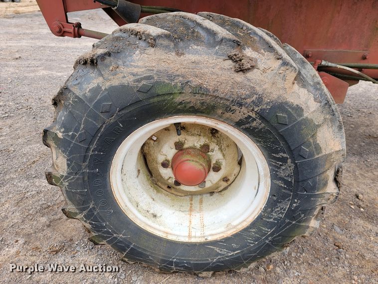 image for item JE9902 Hesston BP25  bale processor