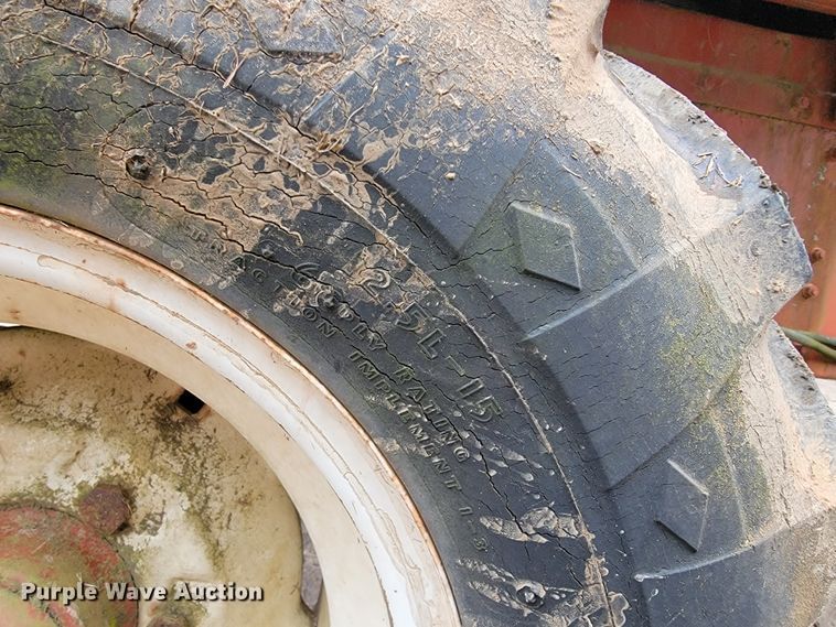 image for item JE9902 Hesston BP25  bale processor