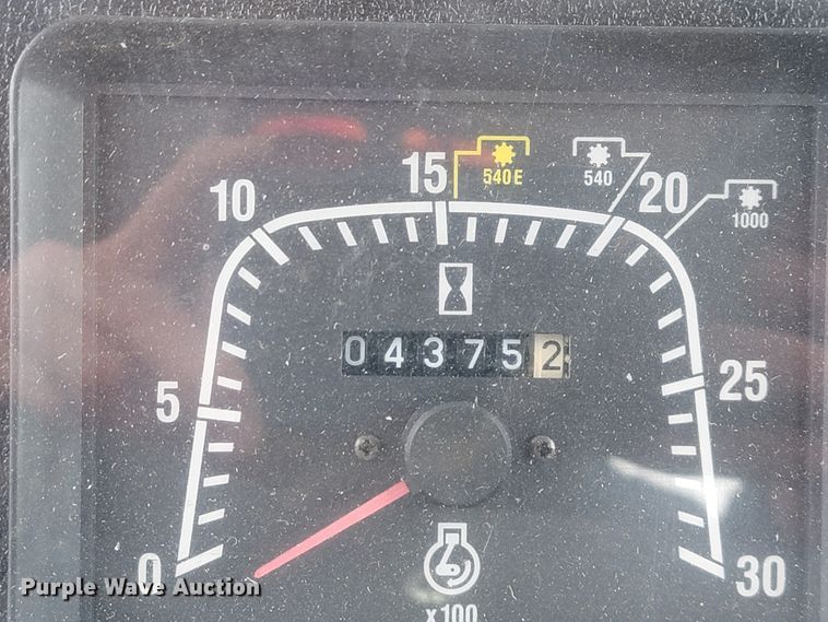 image for item JE9903 2004 Case IH MXM130  MFWD tractor