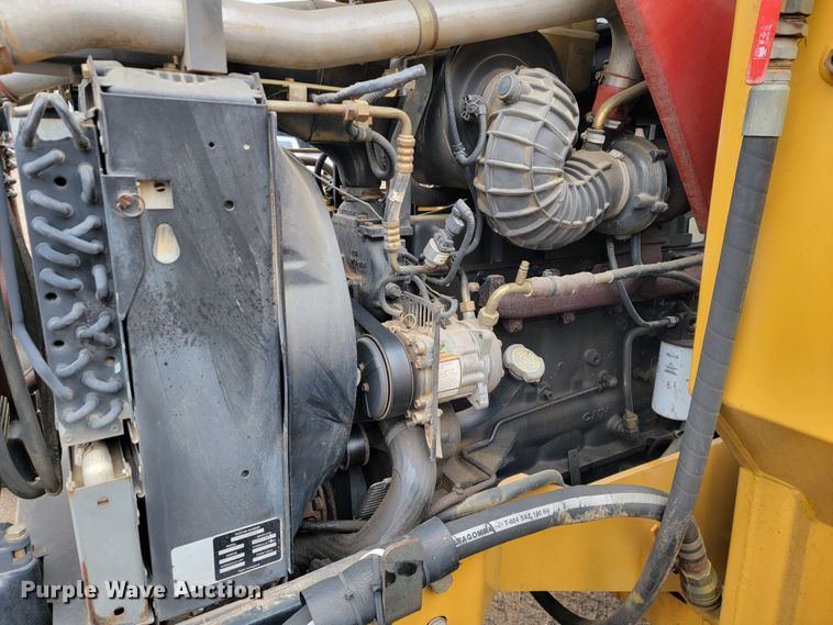 image for item JE9903 2004 Case IH MXM130  MFWD tractor