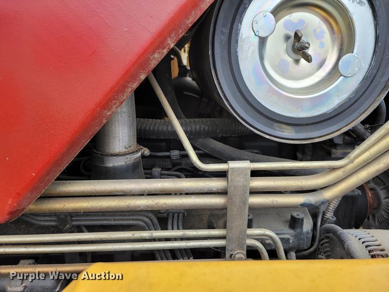 image for item JE9903 2004 Case IH MXM130  MFWD tractor