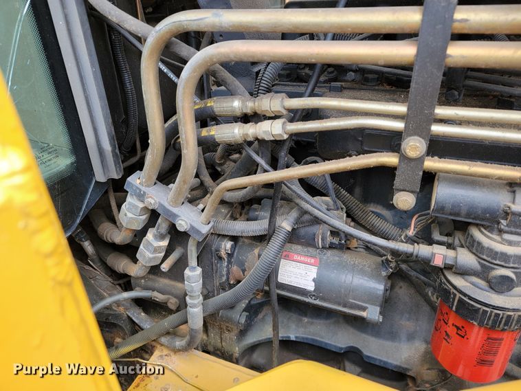 image for item JE9903 2004 Case IH MXM130  MFWD tractor