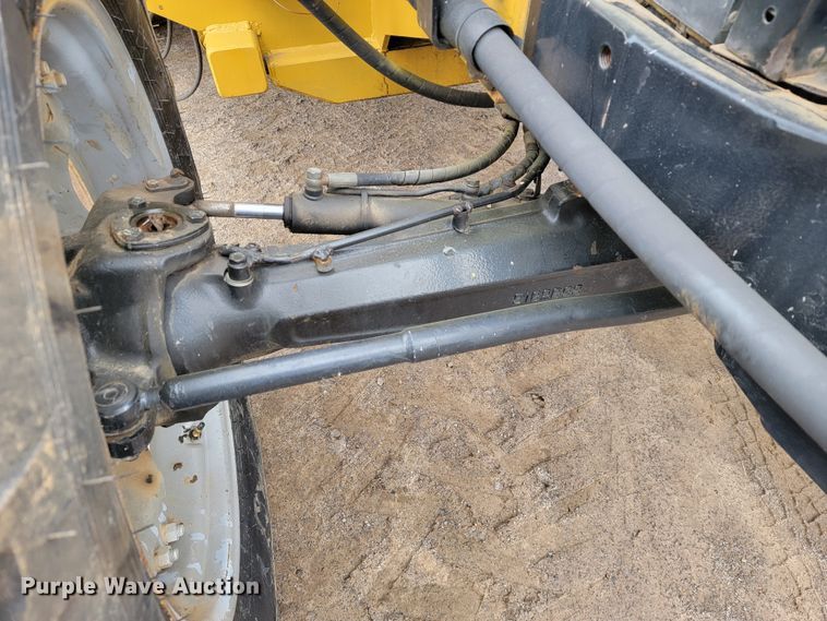 image for item JE9903 2004 Case IH MXM130  MFWD tractor