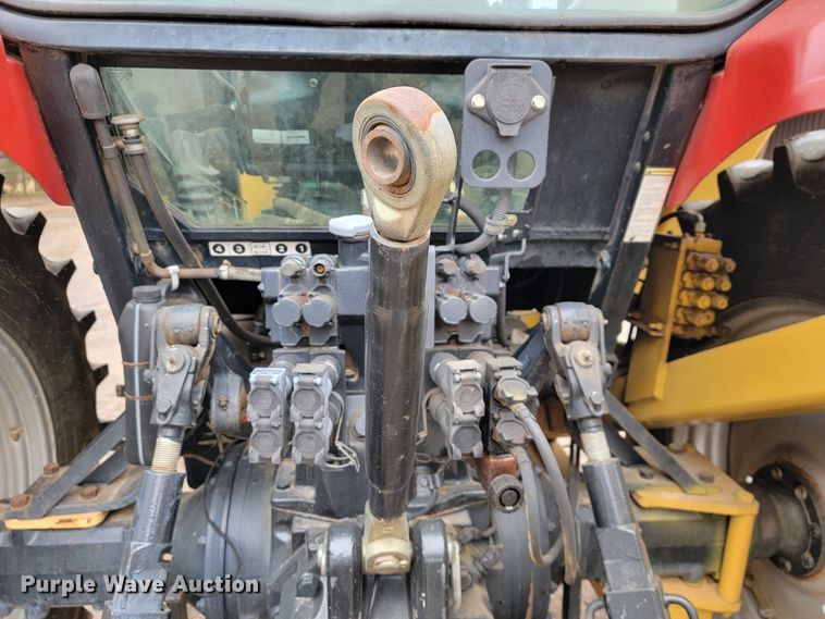 image for item JE9903 2004 Case IH MXM130  MFWD tractor