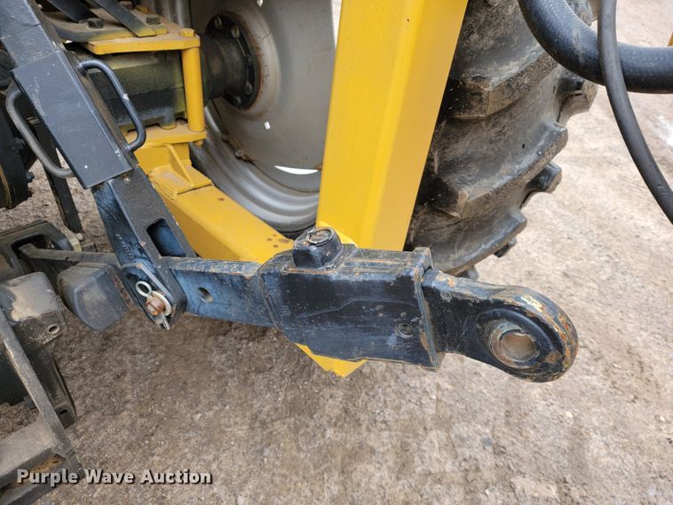 image for item JE9903 2004 Case IH MXM130  MFWD tractor