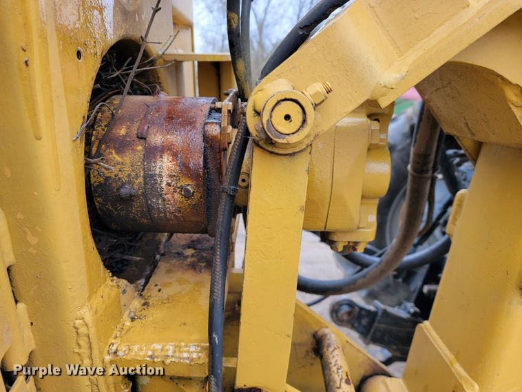 image for item JE9903 2004 Case IH MXM130  MFWD tractor