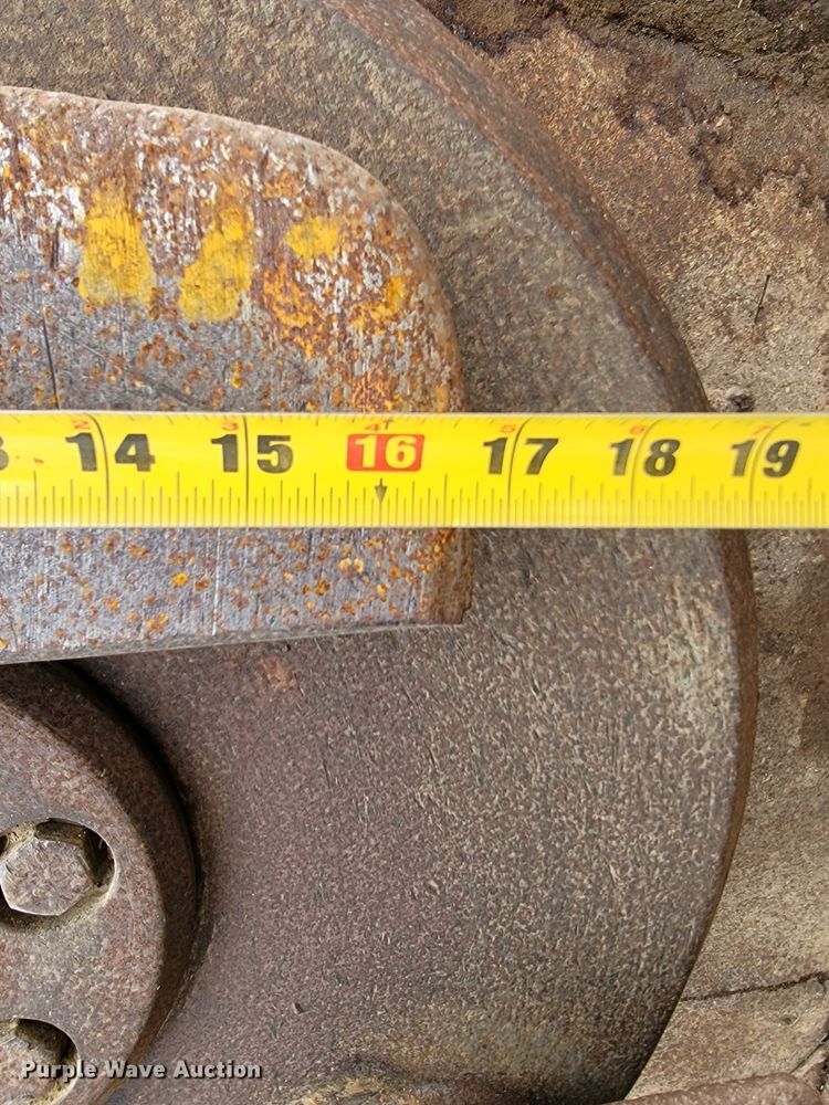 image for item JE9903 2004 Case IH MXM130  MFWD tractor