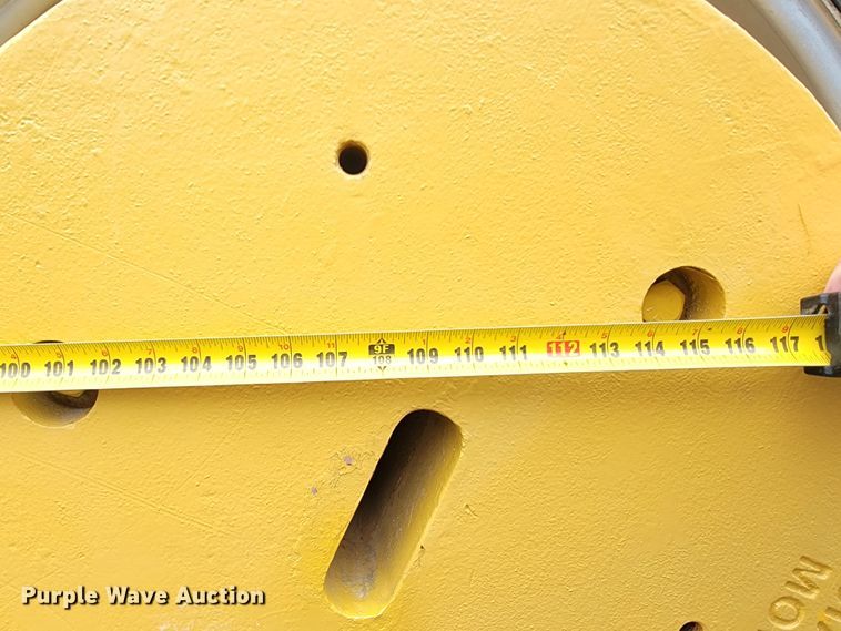 image for item JE9903 2004 Case IH MXM130  MFWD tractor