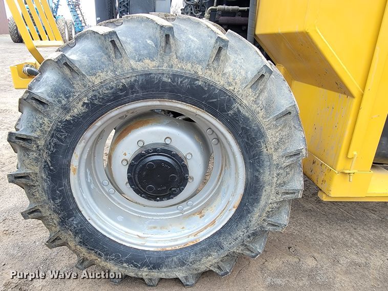 image for item JE9903 2004 Case IH MXM130  MFWD tractor