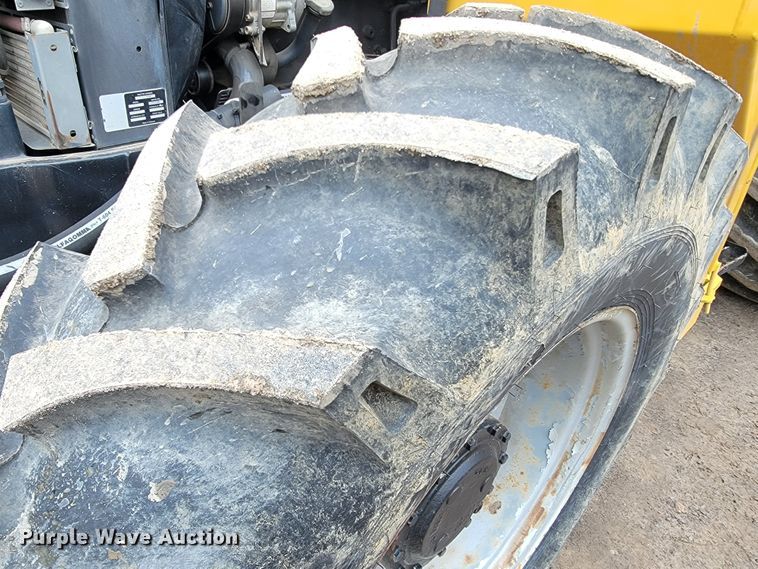 image for item JE9903 2004 Case IH MXM130  MFWD tractor