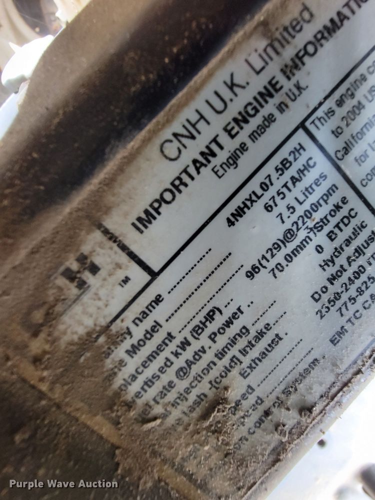 image for item JE9903 2004 Case IH MXM130  MFWD tractor