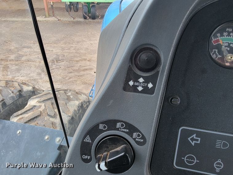 image for item JE9904 1998 New Holland 9482  4WD tractor