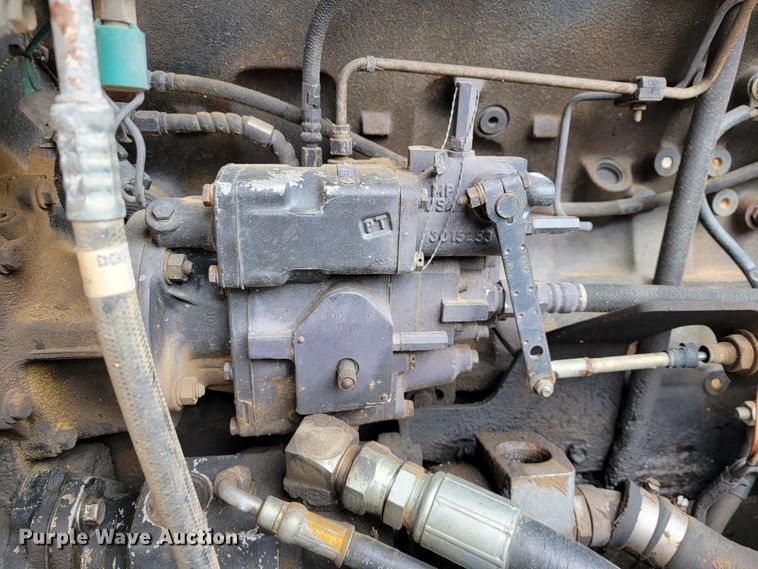 image for item JE9904 1998 New Holland 9482  4WD tractor