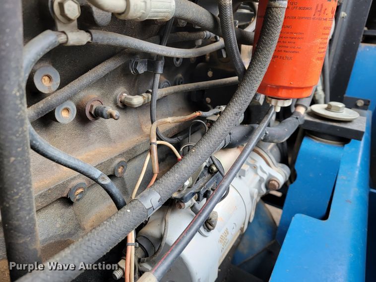 image for item JE9904 1998 New Holland 9482  4WD tractor