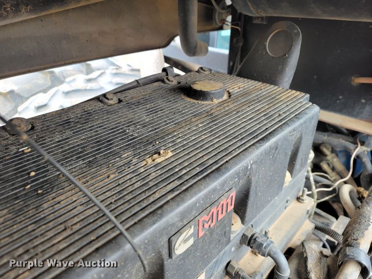 image for item JE9904 1998 New Holland 9482  4WD tractor