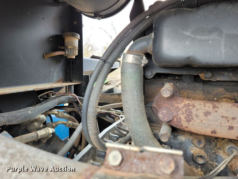 image for item JE9904 1998 New Holland 9482  4WD tractor