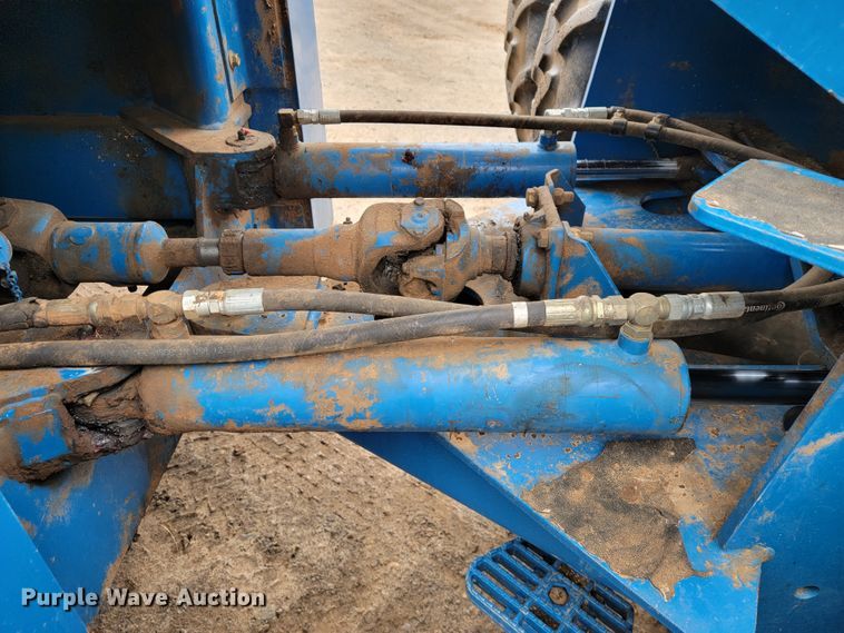 image for item JE9904 1998 New Holland 9482  4WD tractor