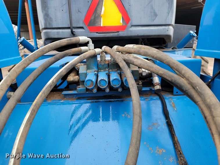 image for item JE9904 1998 New Holland 9482  4WD tractor