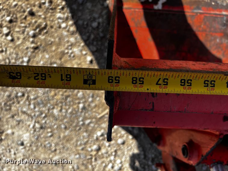 image for item JH9391 Kubota L3400  MFWD tractor