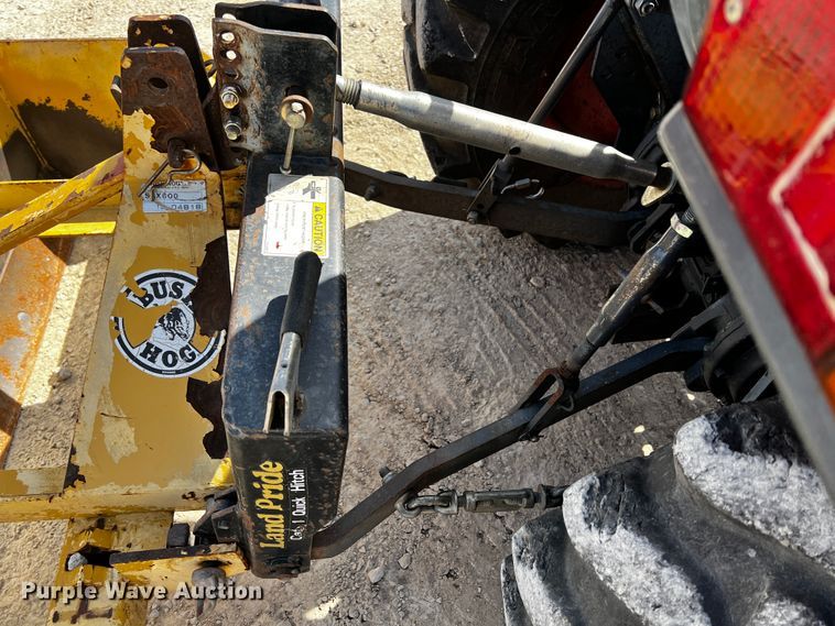 image for item JH9391 Kubota L3400  MFWD tractor