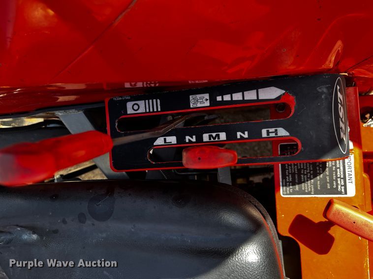 image for item JH9391 Kubota L3400  MFWD tractor