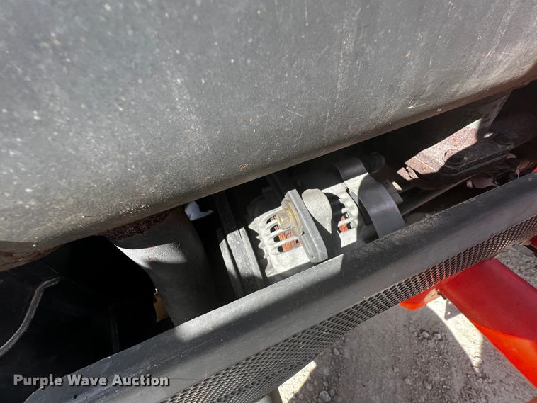 image for item JH9391 Kubota L3400  MFWD tractor